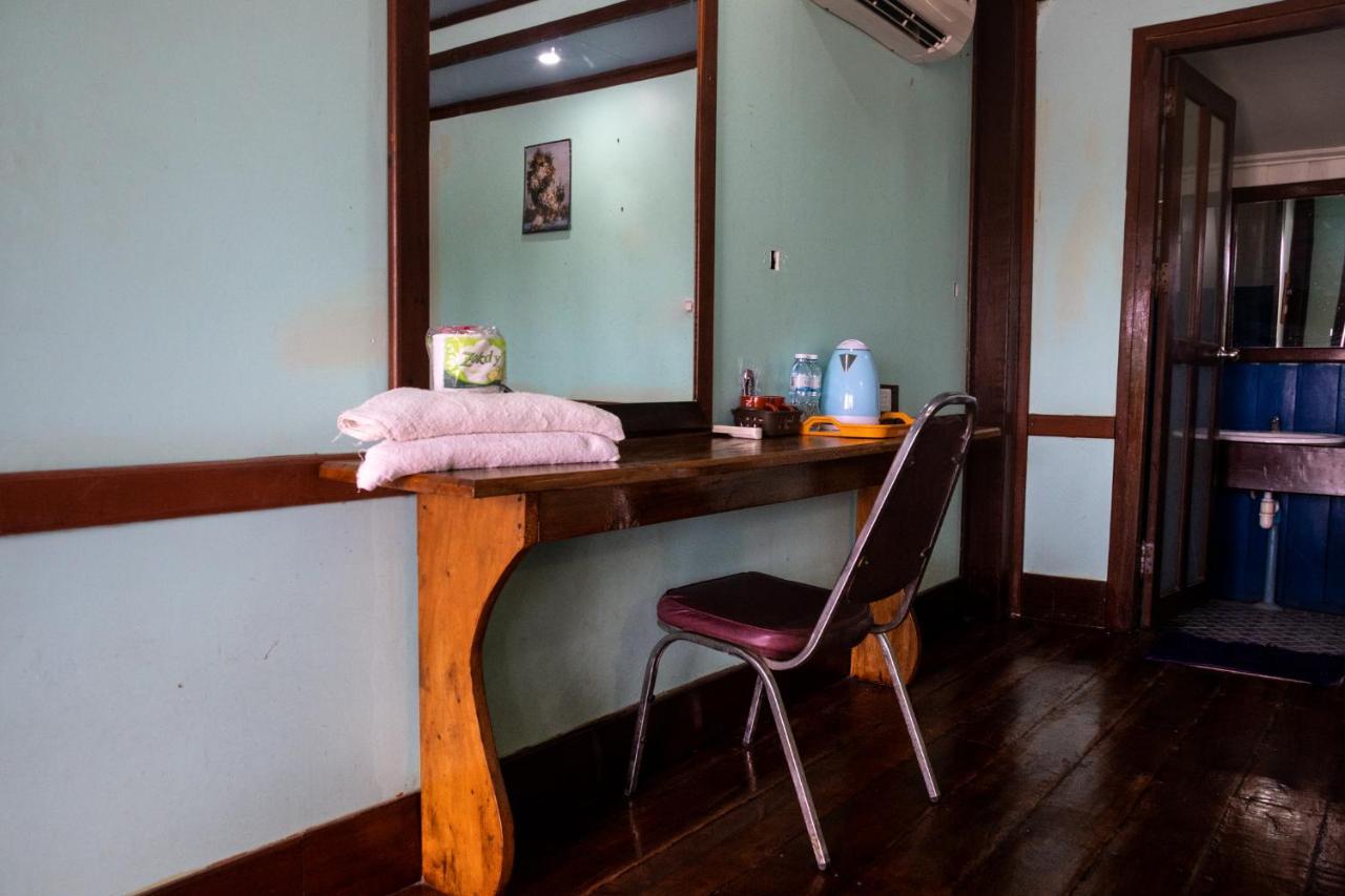 Nongsak Riverside Guesthouse & Nongsak Guesthouse Ban Khon Exterior photo