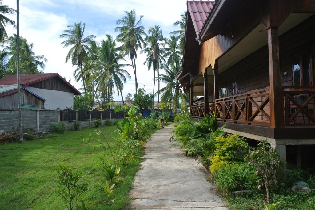 Nongsak Riverside Guesthouse & Nongsak Guesthouse Ban Khon Exterior photo